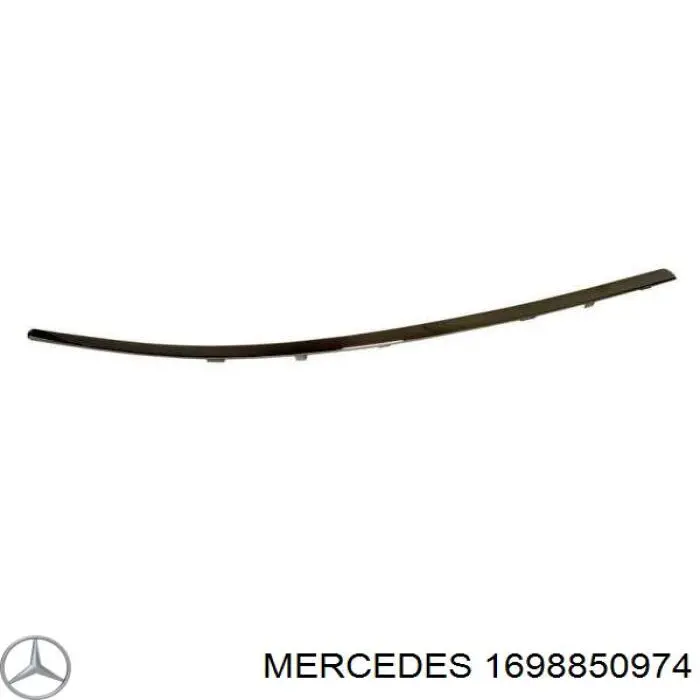  1698850974 Mercedes