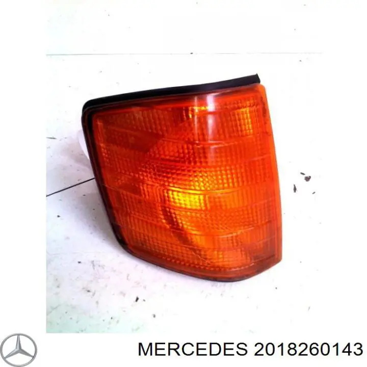 Правый указатель поворота Mercedes A0008207821 цена, от 10.26 USD