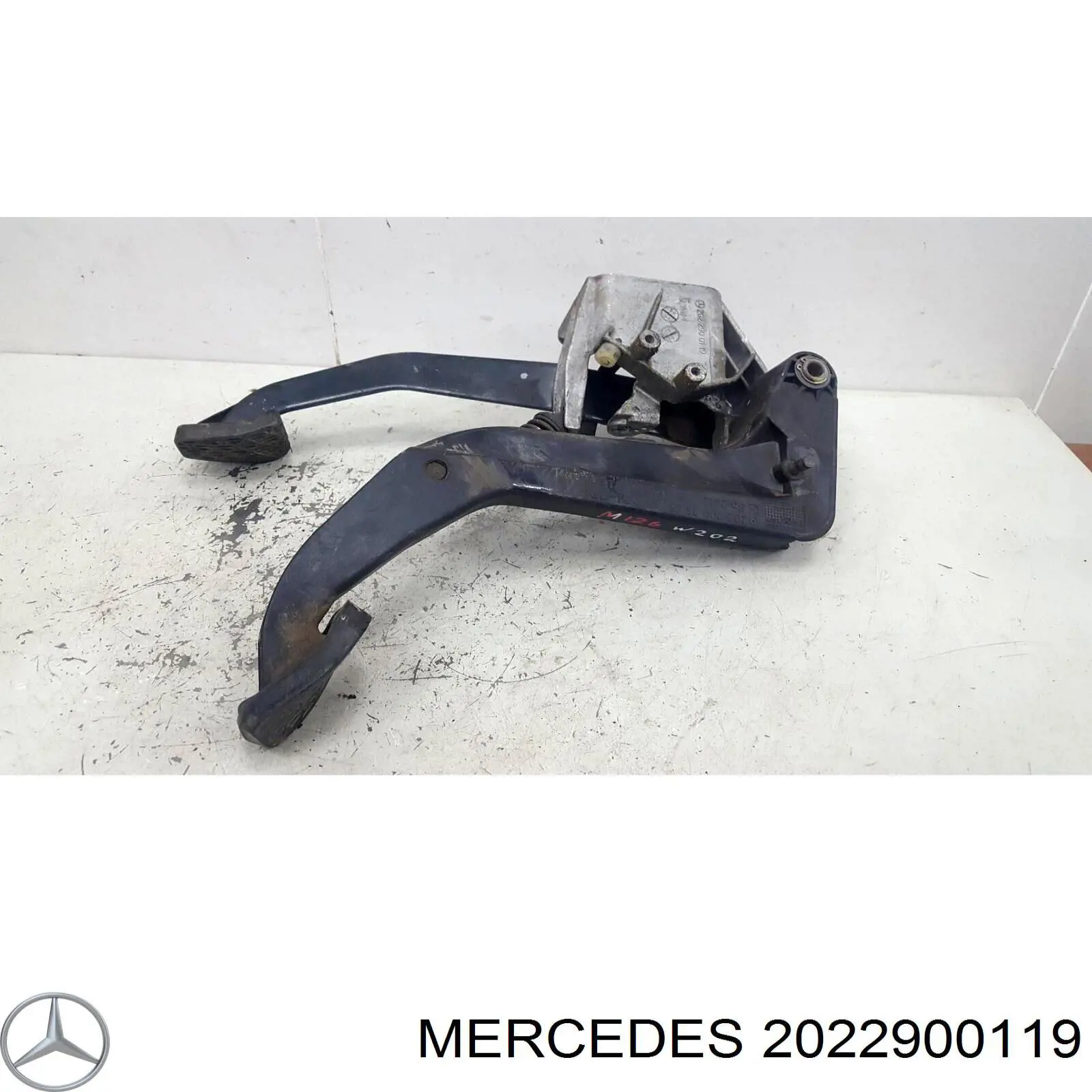 Кронштейн педалей, педальный узел Mercedes 2102900219 цена, от 7.45 USD
