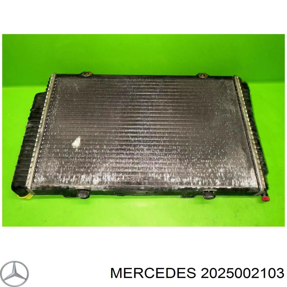 2025002103 Mercedes Радиатор основной
