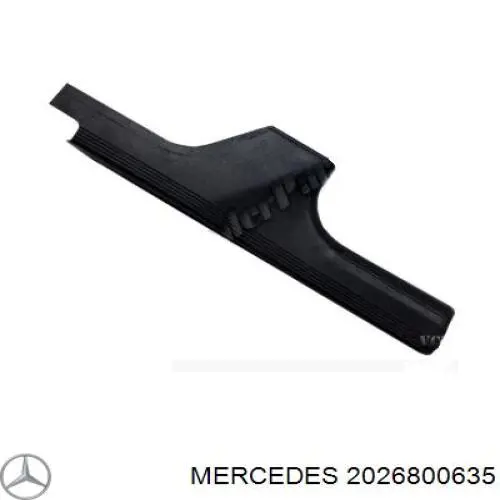 2026800635 Mercedes 