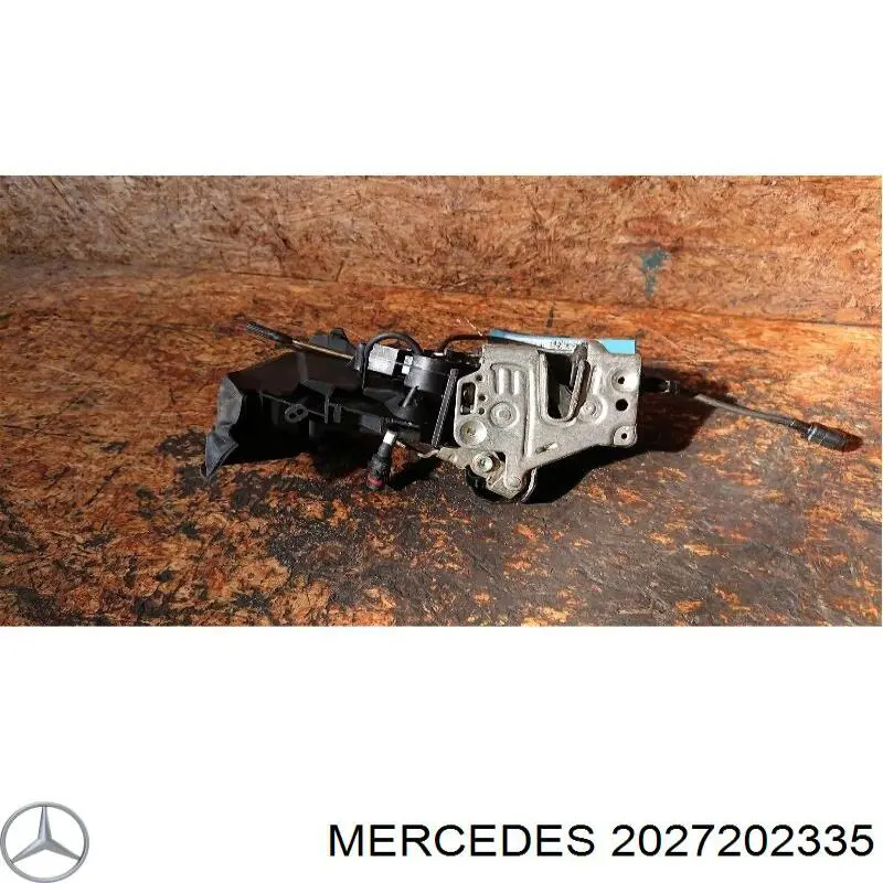 A2027202335 Mercedes fecho da porta dianteira esquerda