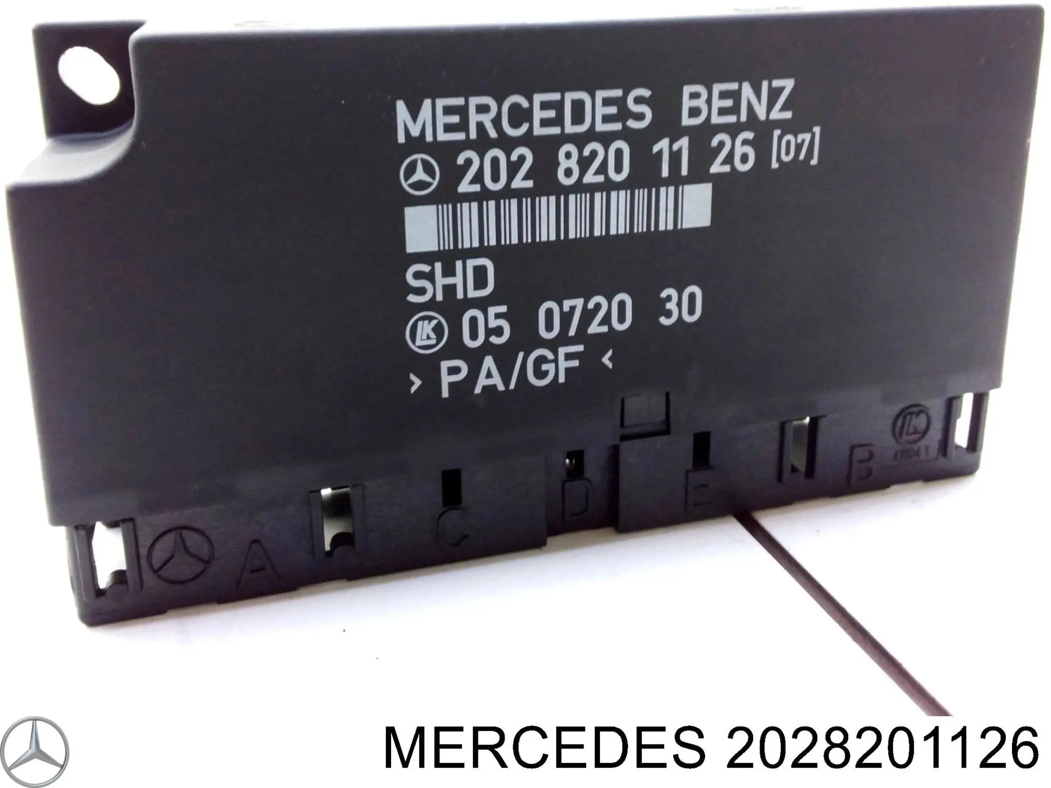 2028201126 Mercedes 