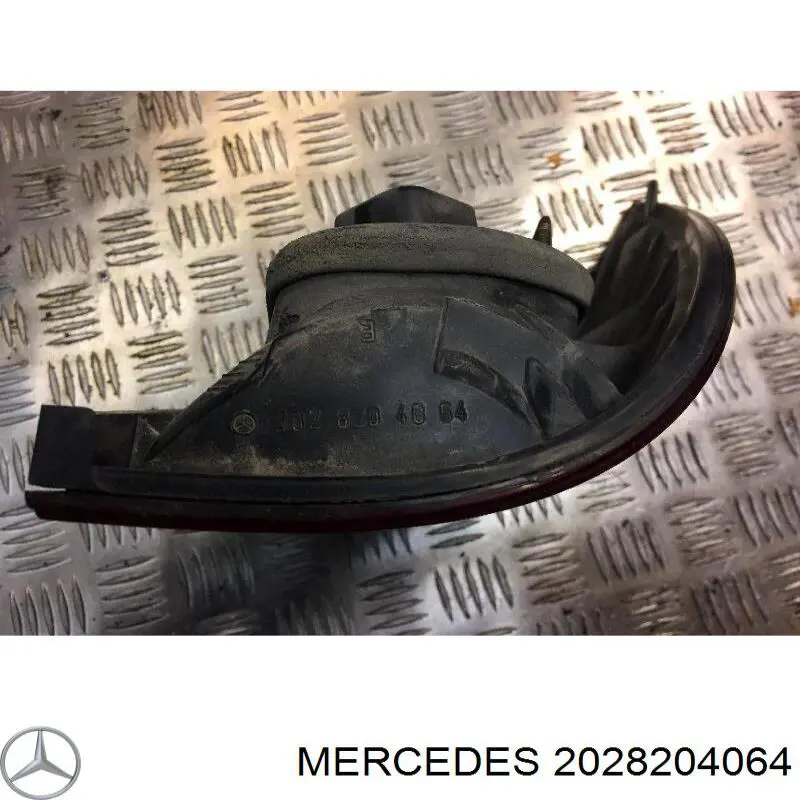 Купить 2028204064 Mercedes Задняя правая фара