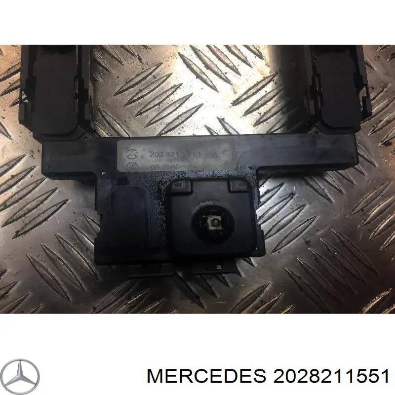 2028211551 Mercedes unidade de botões de controlo de elevador de vidro de consola central