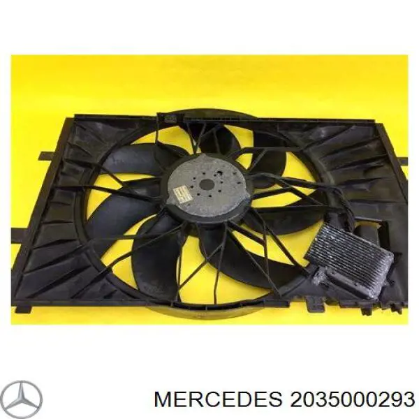 2035000293 Mercedes difusor do radiador de esfriamento, montado com motor e roda de aletas