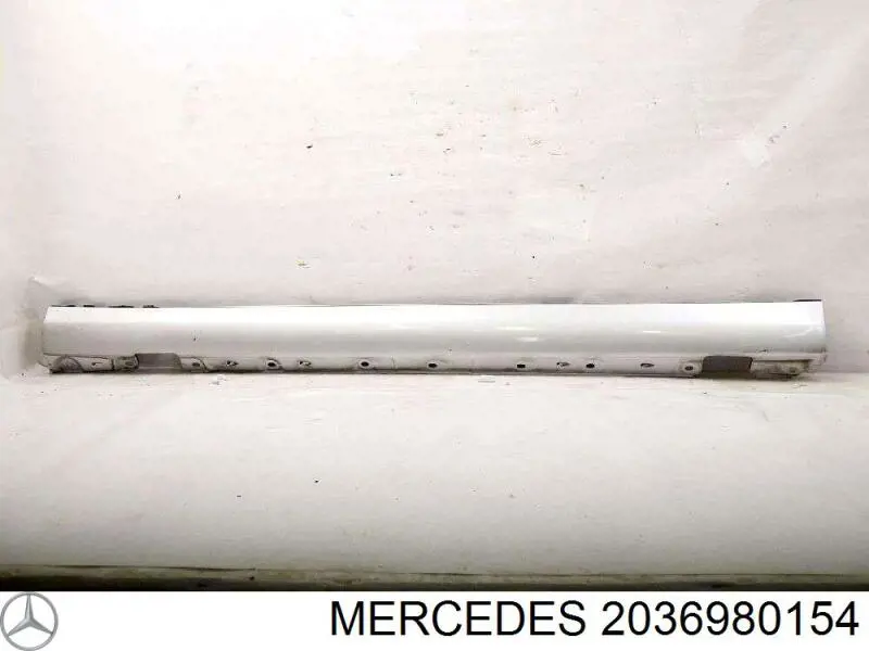 Купить A2036980154 Mercedes Накладка (молдинг) порога наружная левая
