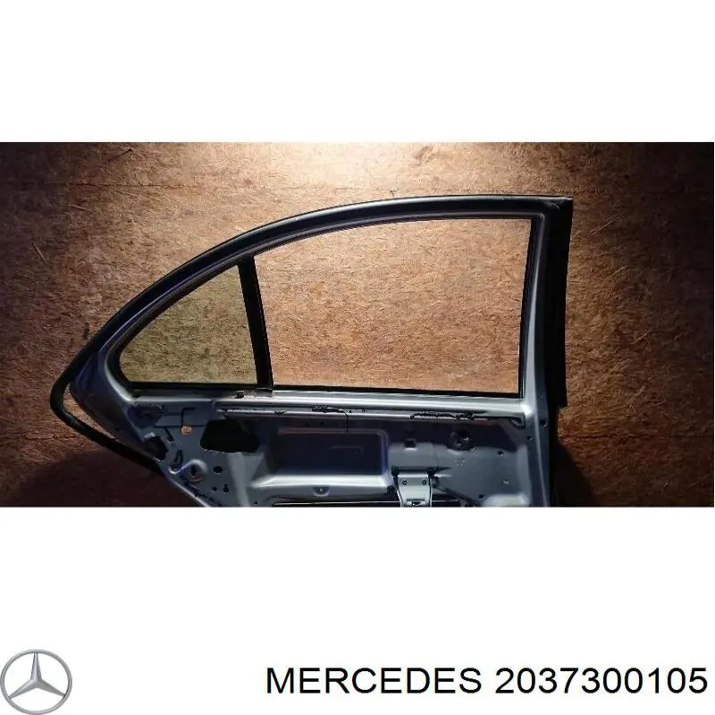 Задняя левая дверь Мерседес-бенц Ц W203 (Mercedes C)