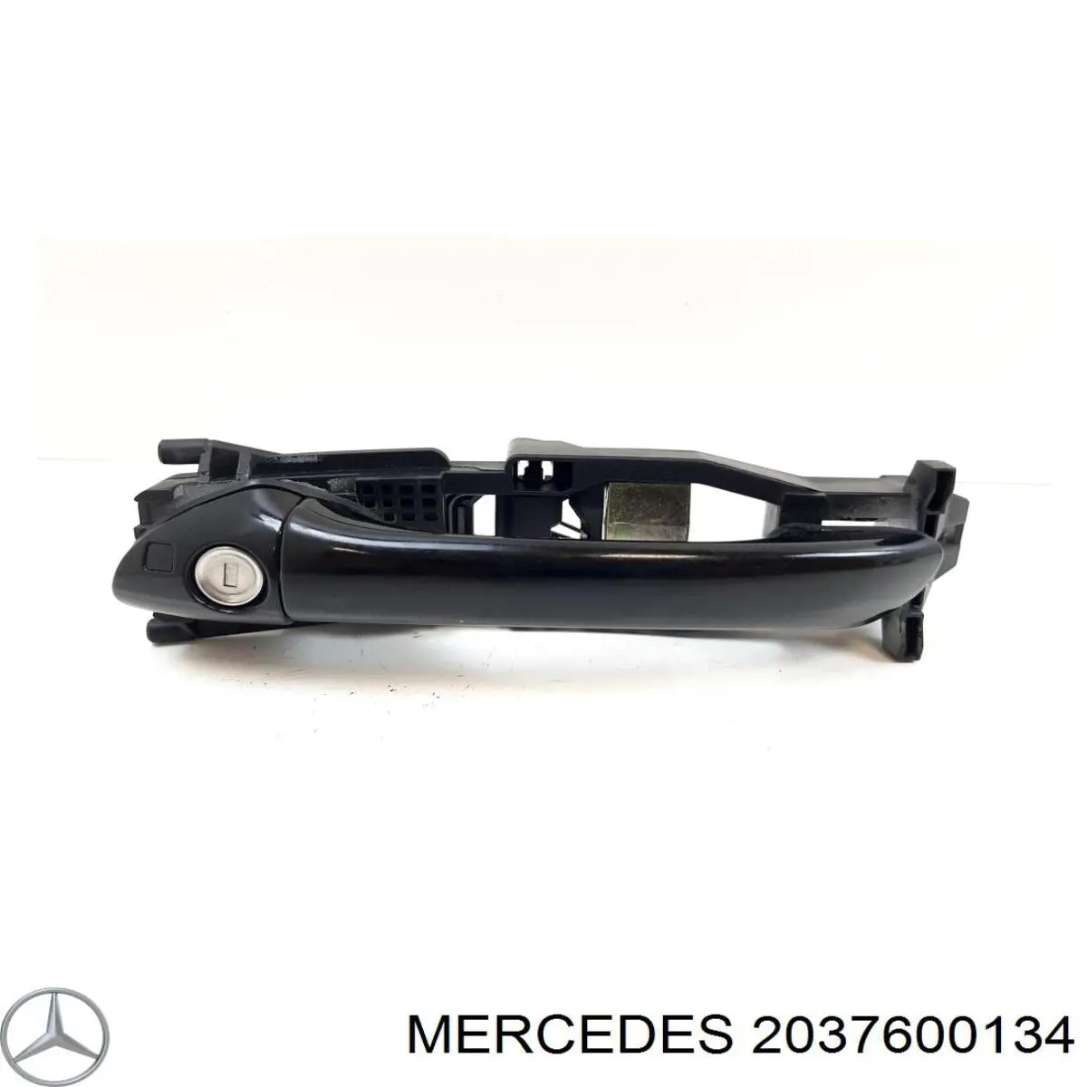 Держатель наружной ручки двери левых дверей Mercedes 2037600134 цена, от 6.33 USD