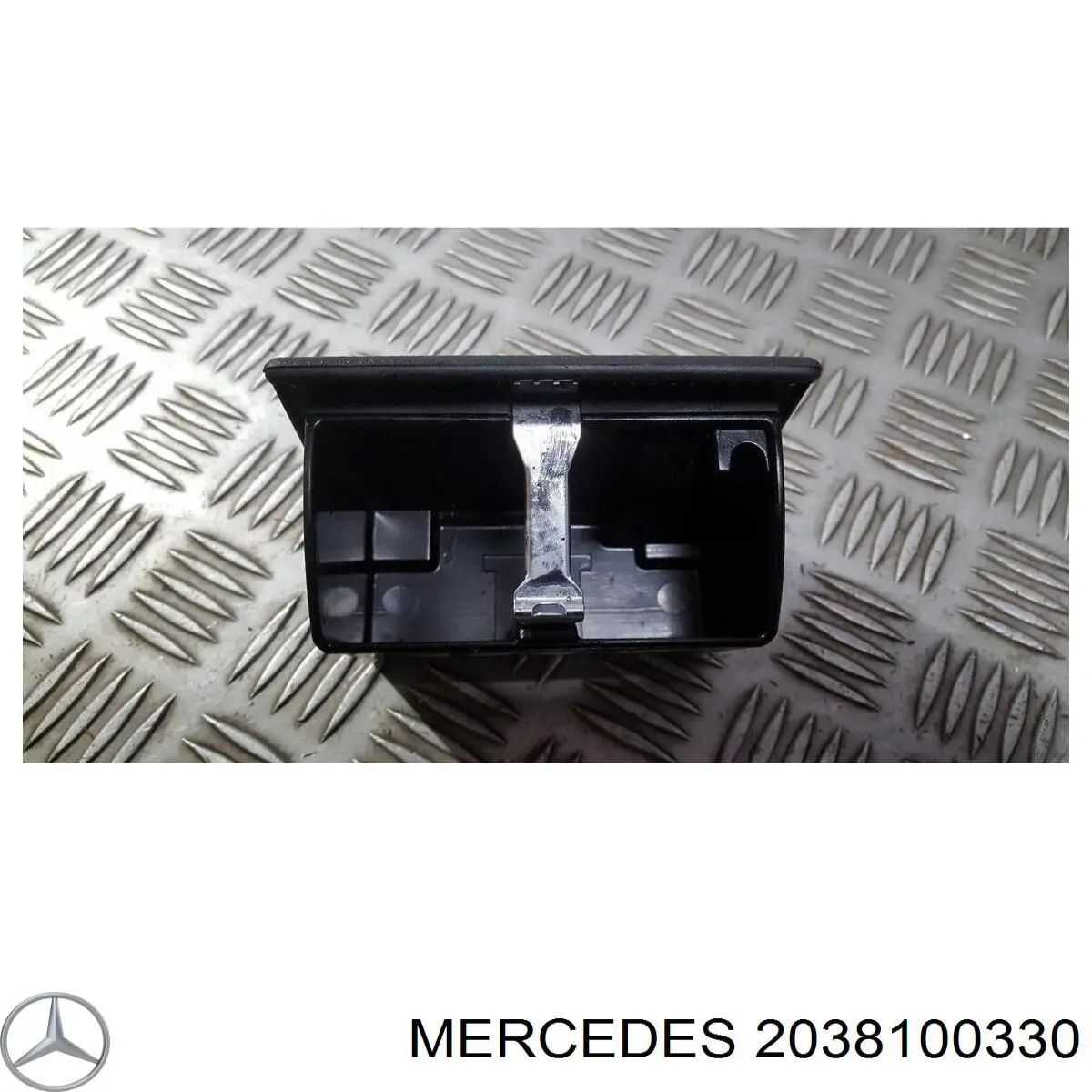 2038100330 Mercedes 