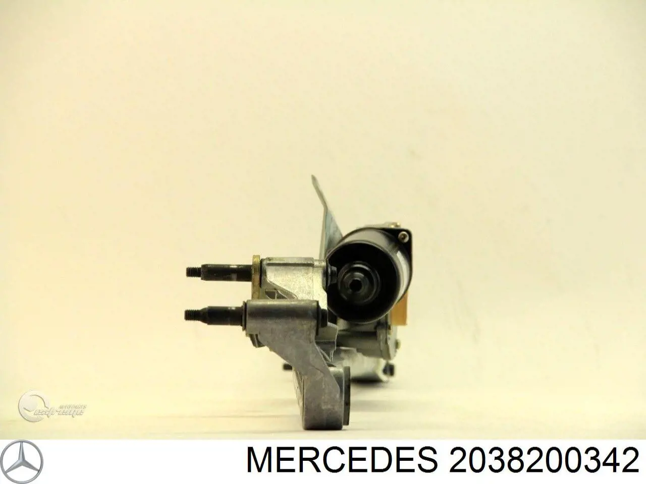 Мотор стеклоочистителя лобового стекла на Mercedes CLK-Class C209