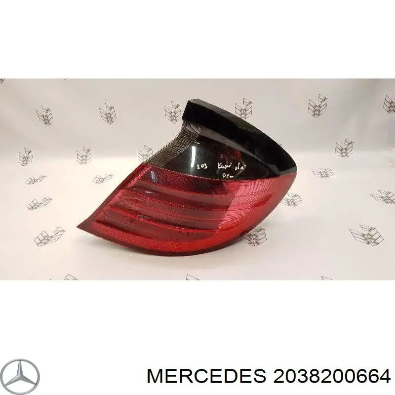 Фонарь задний правый 2038200664 Mercedes