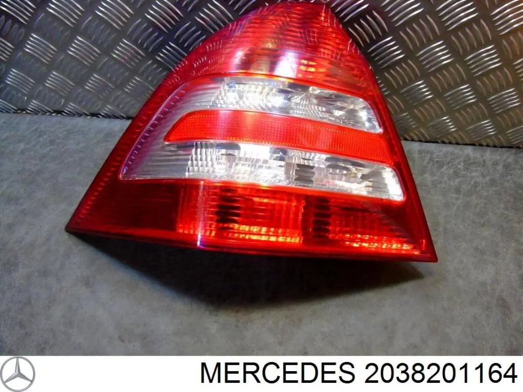 Задняя левая фара Mercedes 2038201164 цена, от 56.43 USD