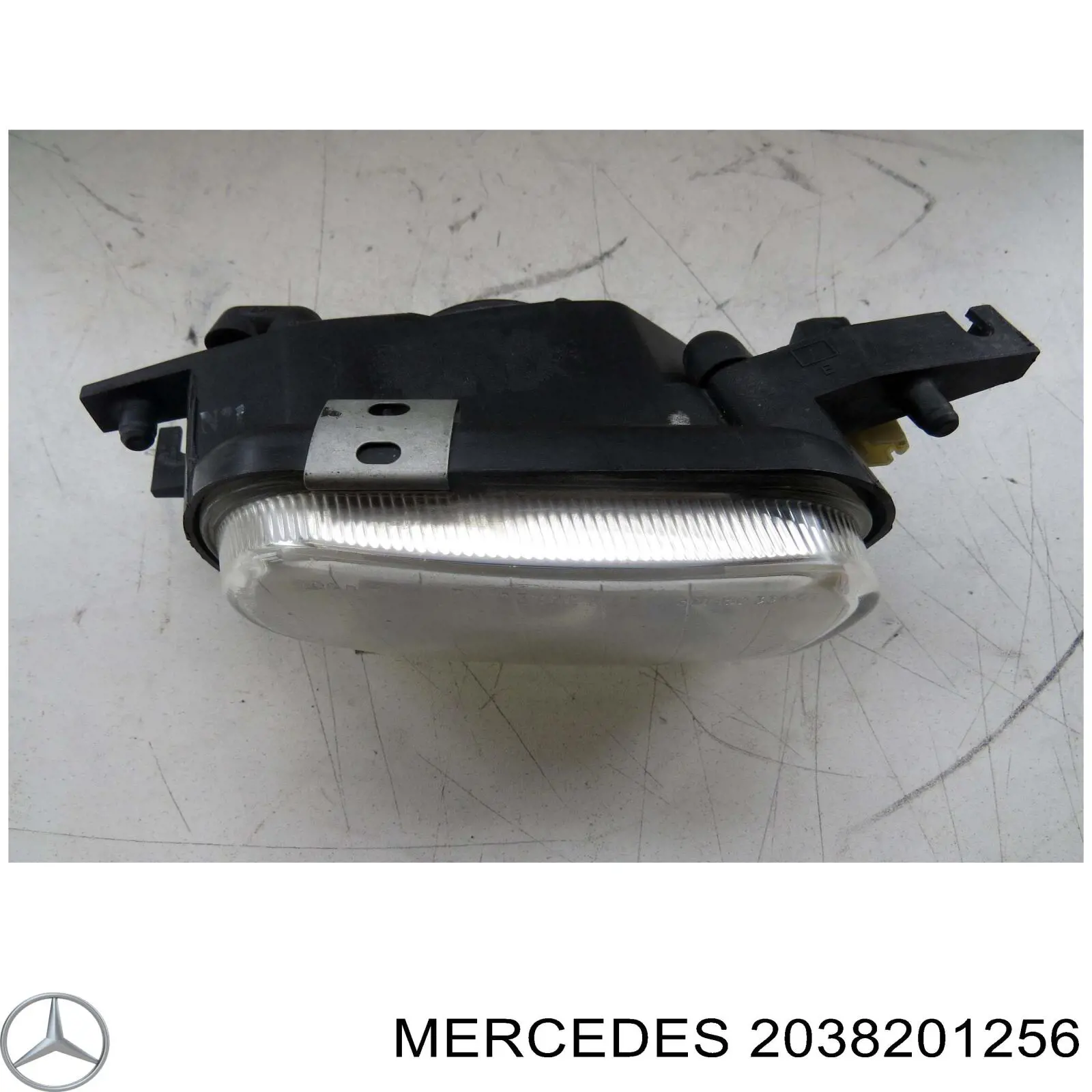 Купить 2038201256 Mercedes Туманка правая
