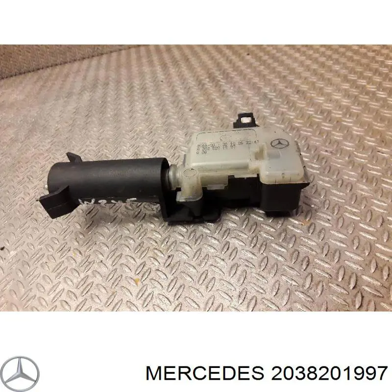 Замок открывания лючка бензобака 2038201997 Mercedes