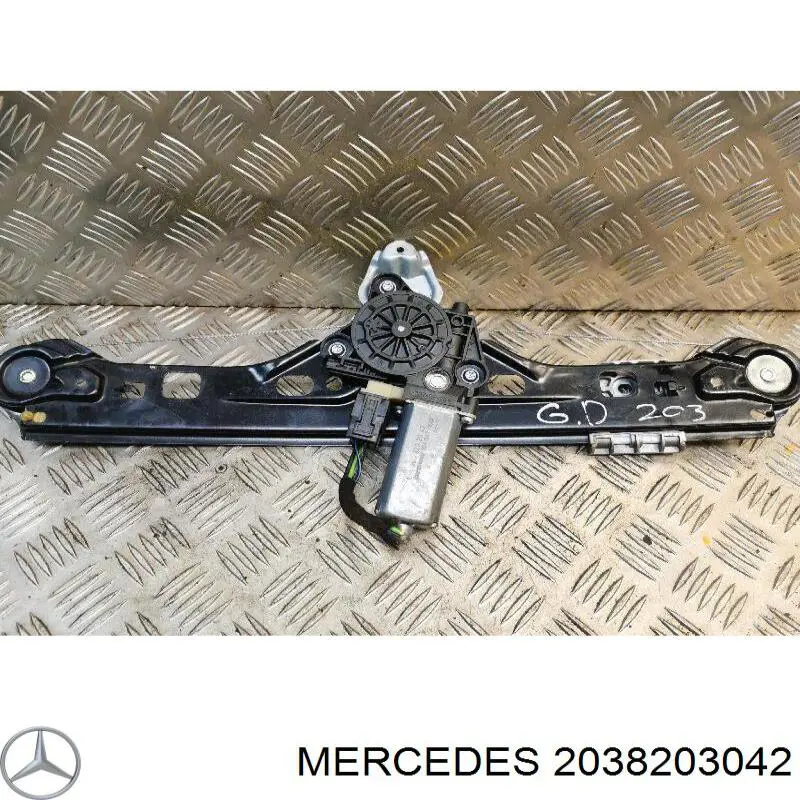 Моторчик стеклоподъемника двери задней, правой на Mercedes C (S203)