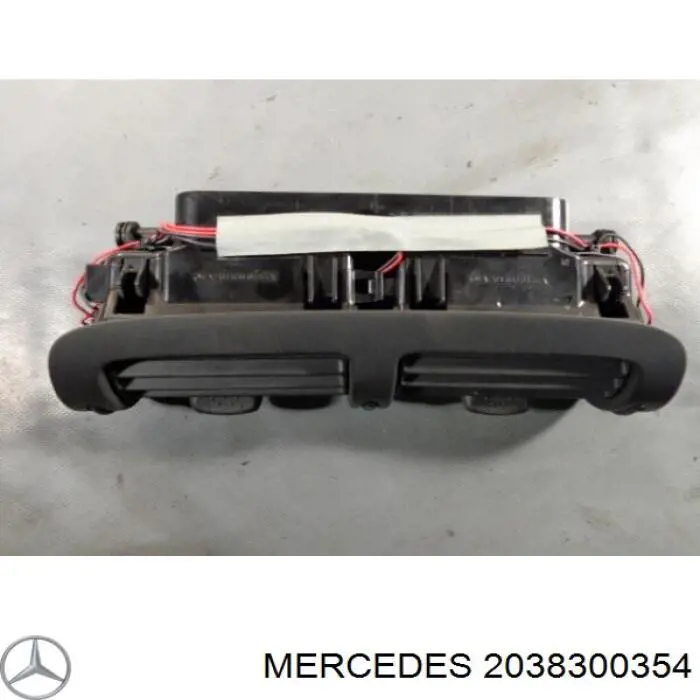 2038300354 Mercedes Распределитель воздуха на консоле, центральный