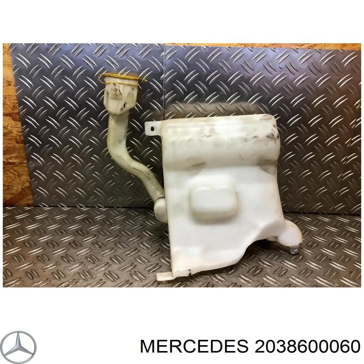 Бачок омывателя лобового стекла Mercedes 2038600360 цена, от 16.47 USD