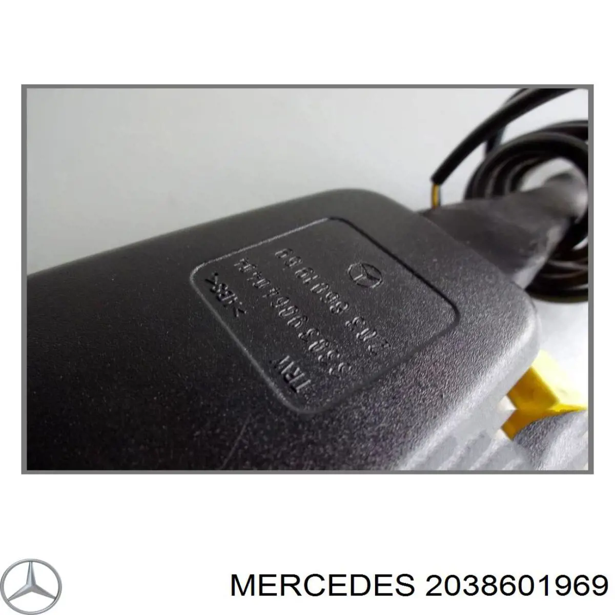 Купить 2038600169 Mercedes Рычаг (замок) фиксации ремня безопасности передний правый