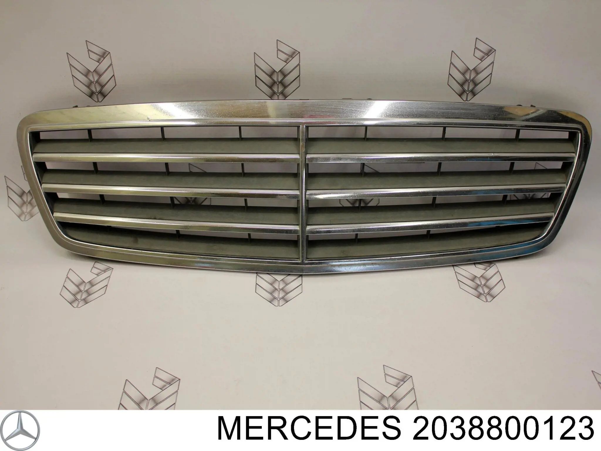 Решетка радиатора на Mercedes C  S203