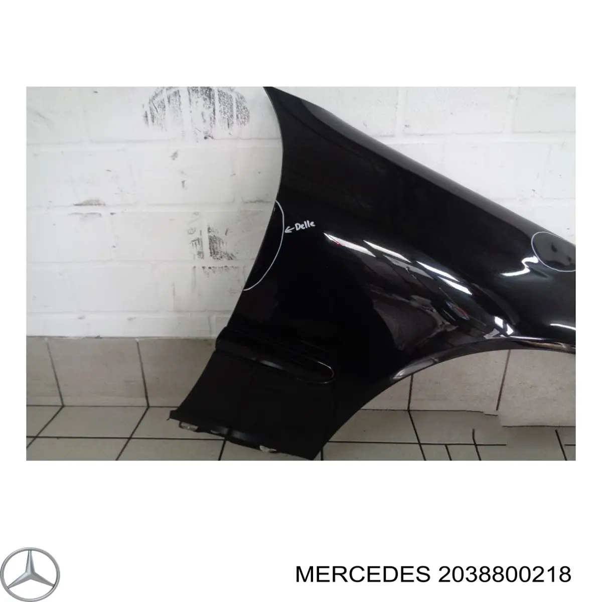A203880021805 Mercedes Переднее правое крыло