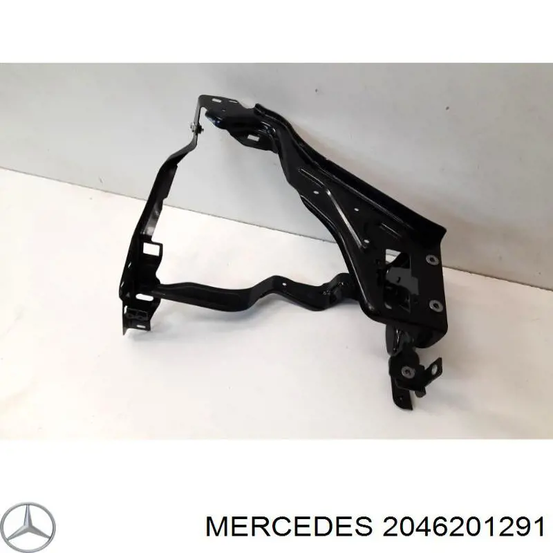 2046201291 Mercedes suporte direito do radiador (painel de montagem de fixação das luzes)