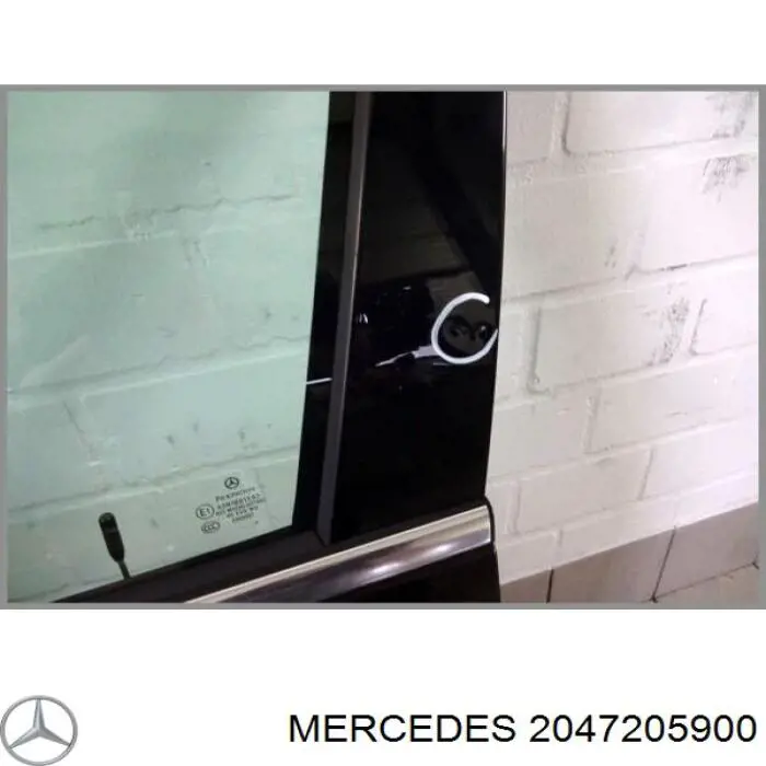 Porta dianteira esquerda Mercedes C  W204