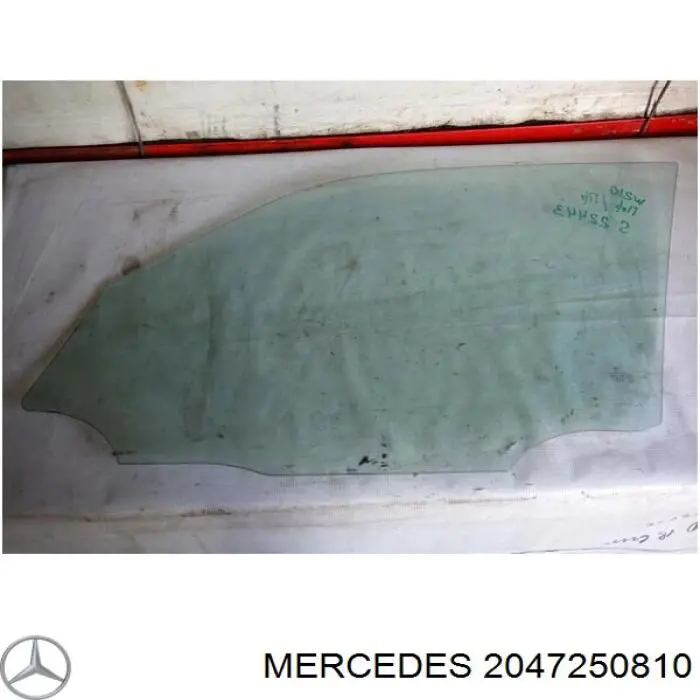 Стекло передней правой двери на Mercedes GLK-Class (X204)