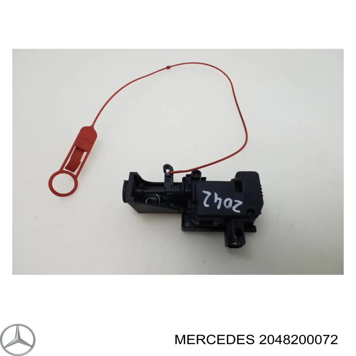 2048200072 Mercedes 
