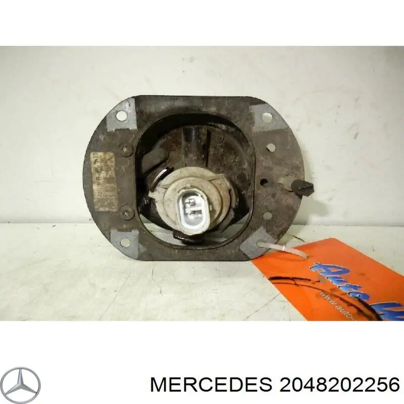 2048202256 Mercedes фара противотуманная правая