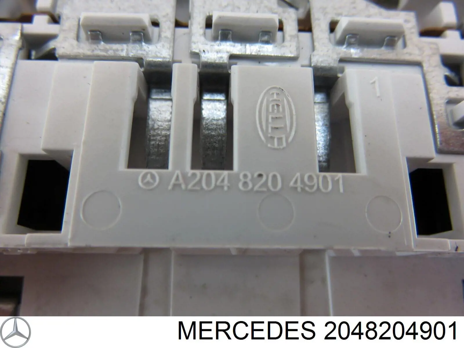 Купить 2048204901 Mercedes Плафон освещения салона (кабины) задний