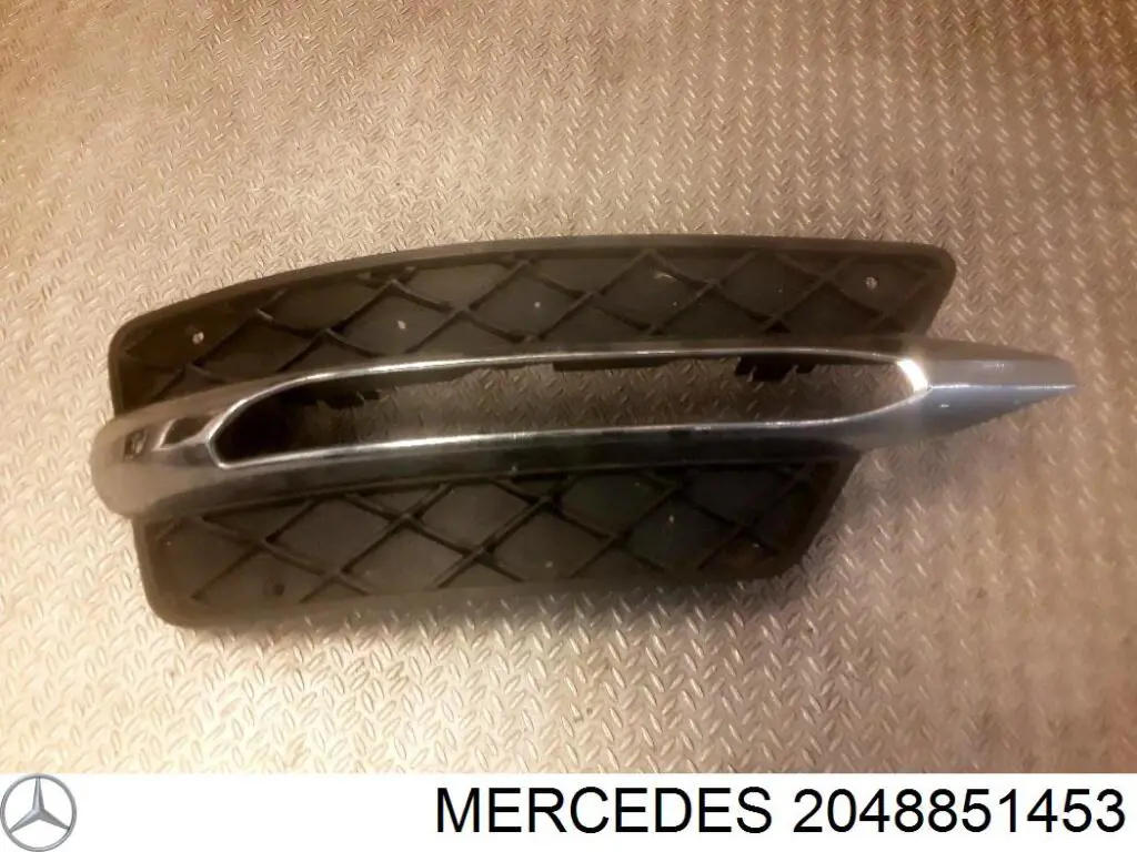 Решетка переднего бампера, правая AND 30853175 цена, от 16.40 USD