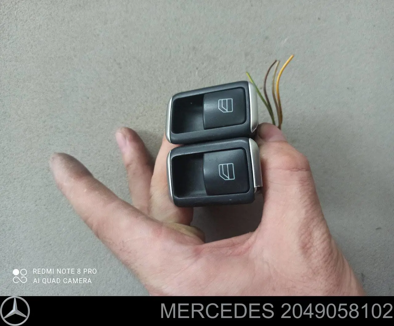 Кнопка включения мотора стеклоподъемника передняя правая Mercedes 20490581029107 цена, от 6.33 USD