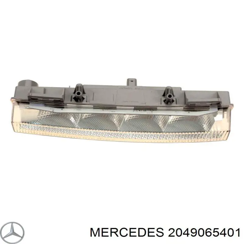 Габарит (фонарь) передний нижний левый Mercedes 2049065401