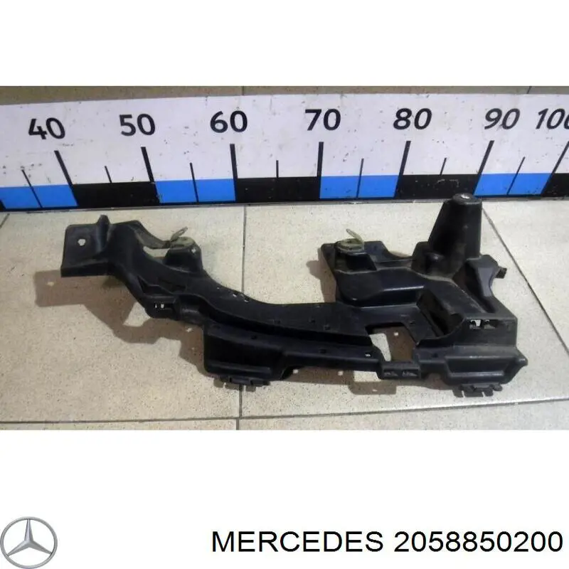Кронштейн насадки глушителя Mercedes 2058850200 цена, от 19.75 USD