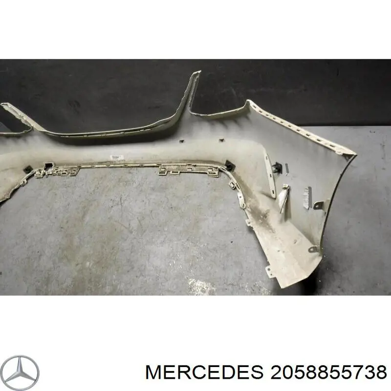 2058855738 Mercedes 