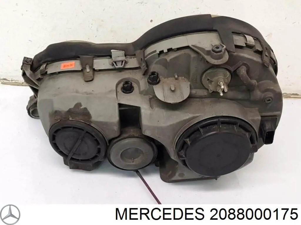 Фара левая Mercedes 2088000175 цена, от 139.06 USD