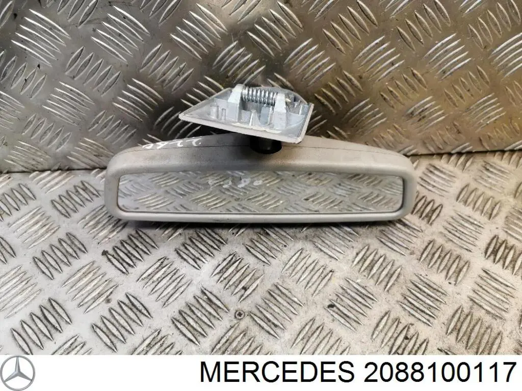 Зеркало салона авто на Mercedes C (W203)