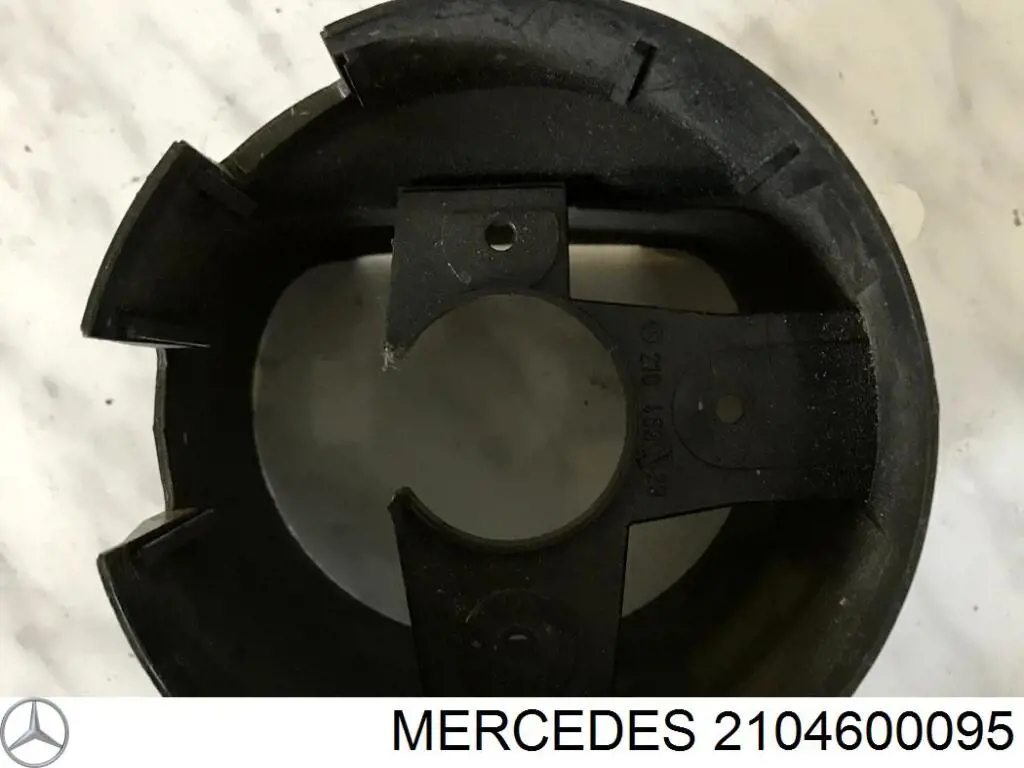 2104600095 Mercedes Накладка рулевой колонки