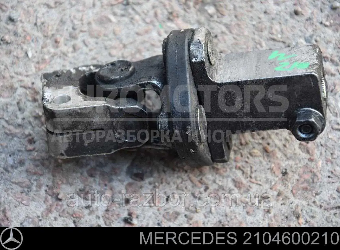 Рулевой кардан нижний на Mercedes S (C140)