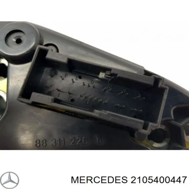 A2105400447 Mercedes приборная доска (щиток приборов)