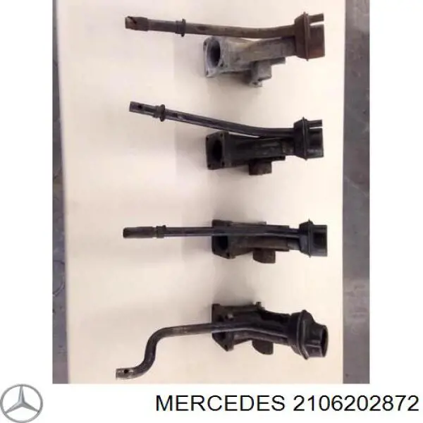 Суппорт радиатора правый (монтажная панель крепления фар) A2106202872 Mercedes
