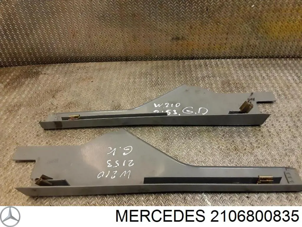 2106800835 Mercedes 