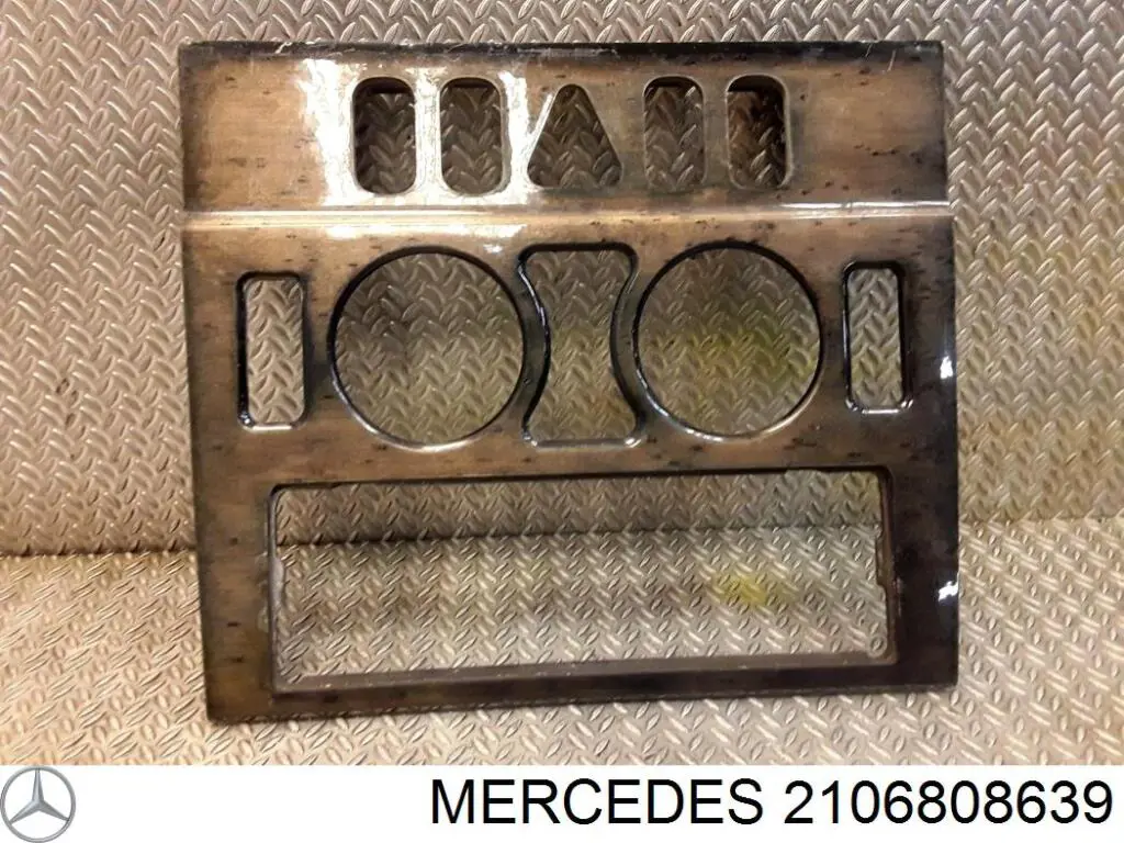 2106808639 Mercedes 