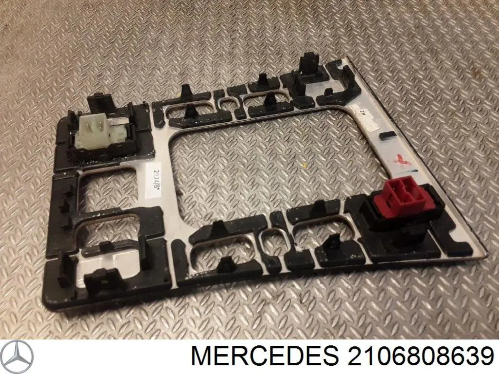 2106808639 Mercedes