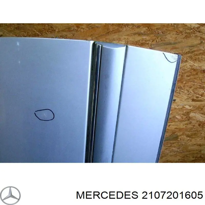 Передняя правая дверь Мерседес-бенц Е S210 (Mercedes E)