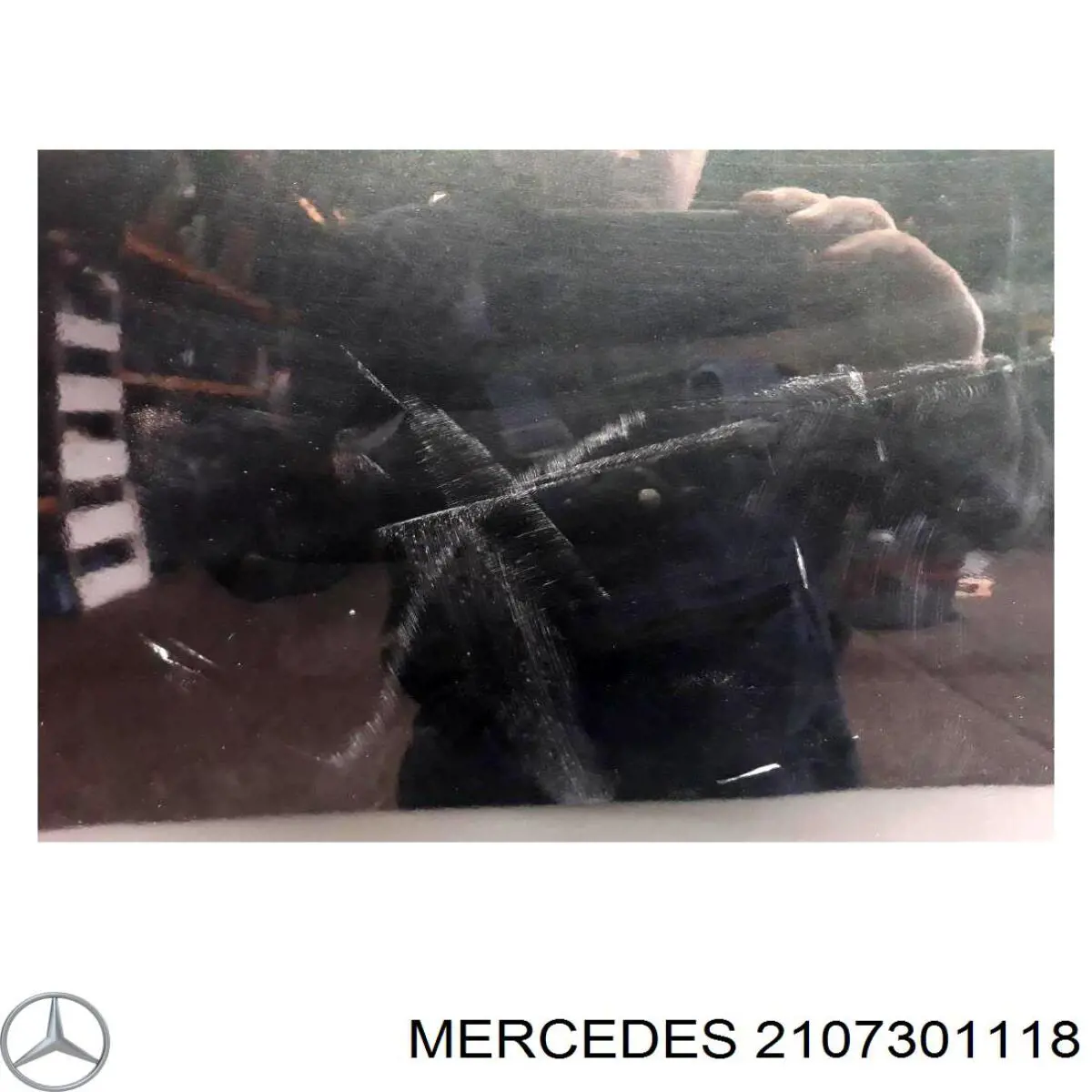 Купить 2107301118 Mercedes Стекло двери задней левой