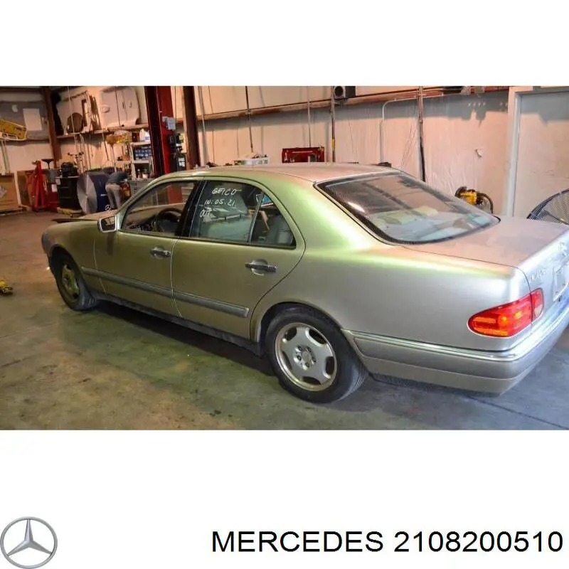  2108200510 Mercedes