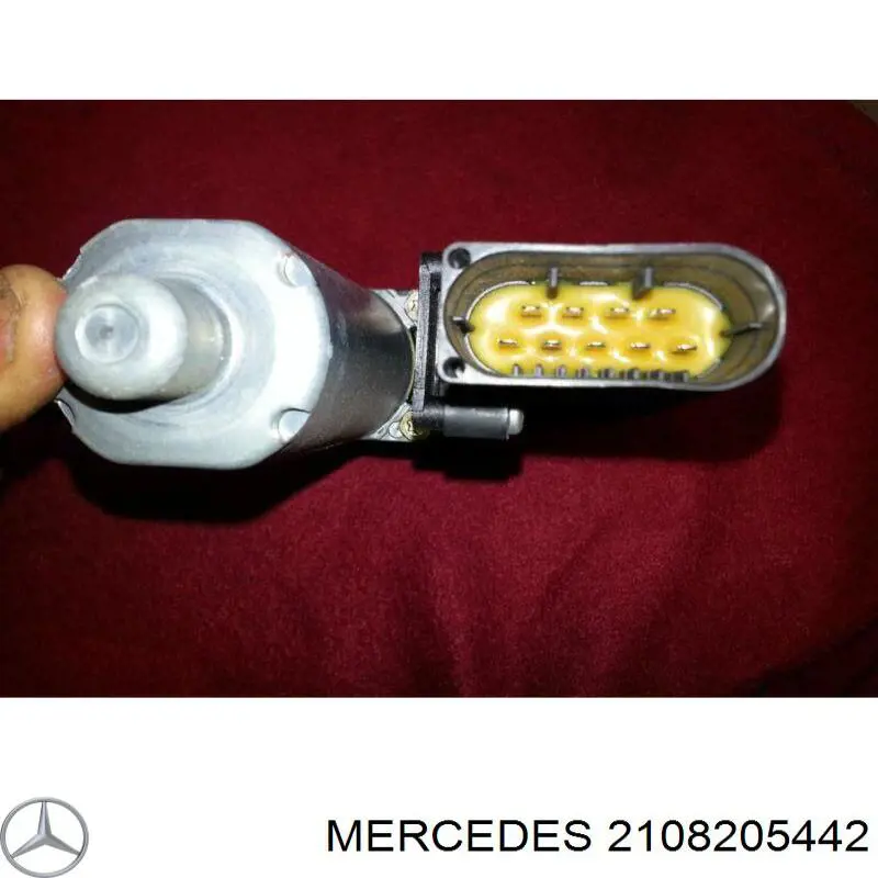 Купить 2108205442 Mercedes Мотор стеклоподъемника двери задней правой