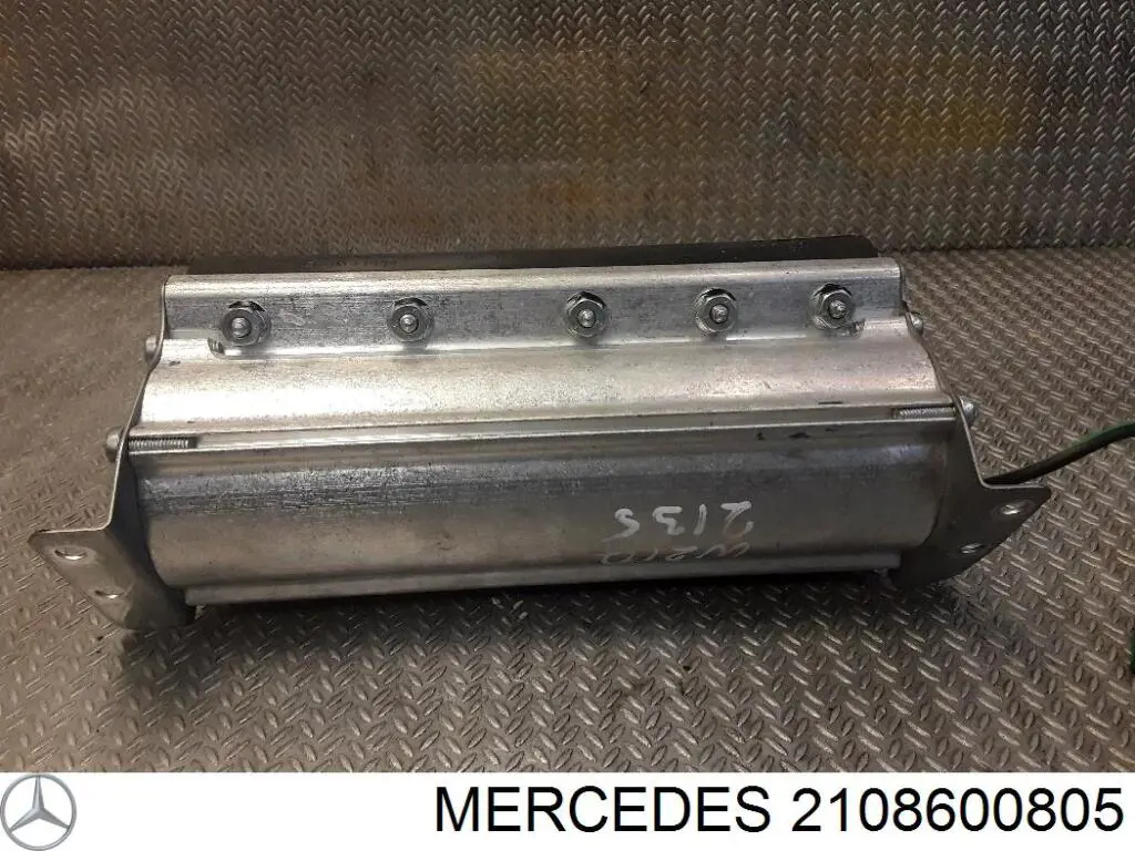 A2108600005 Mercedes подушка безопасности (airbag пассажирская)